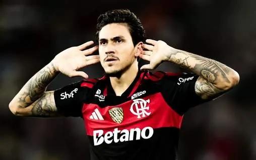 Pedro marca duas vezes e Flamengo vence o Fla-Flu