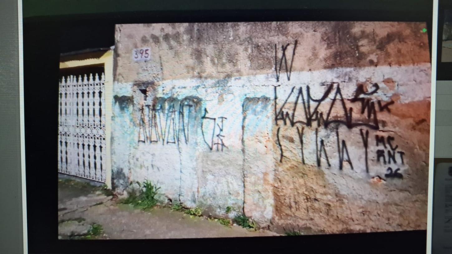GCM de São Caetano apreende motocicleta adulterada e detém pichadores com apoio do Smart Sanca