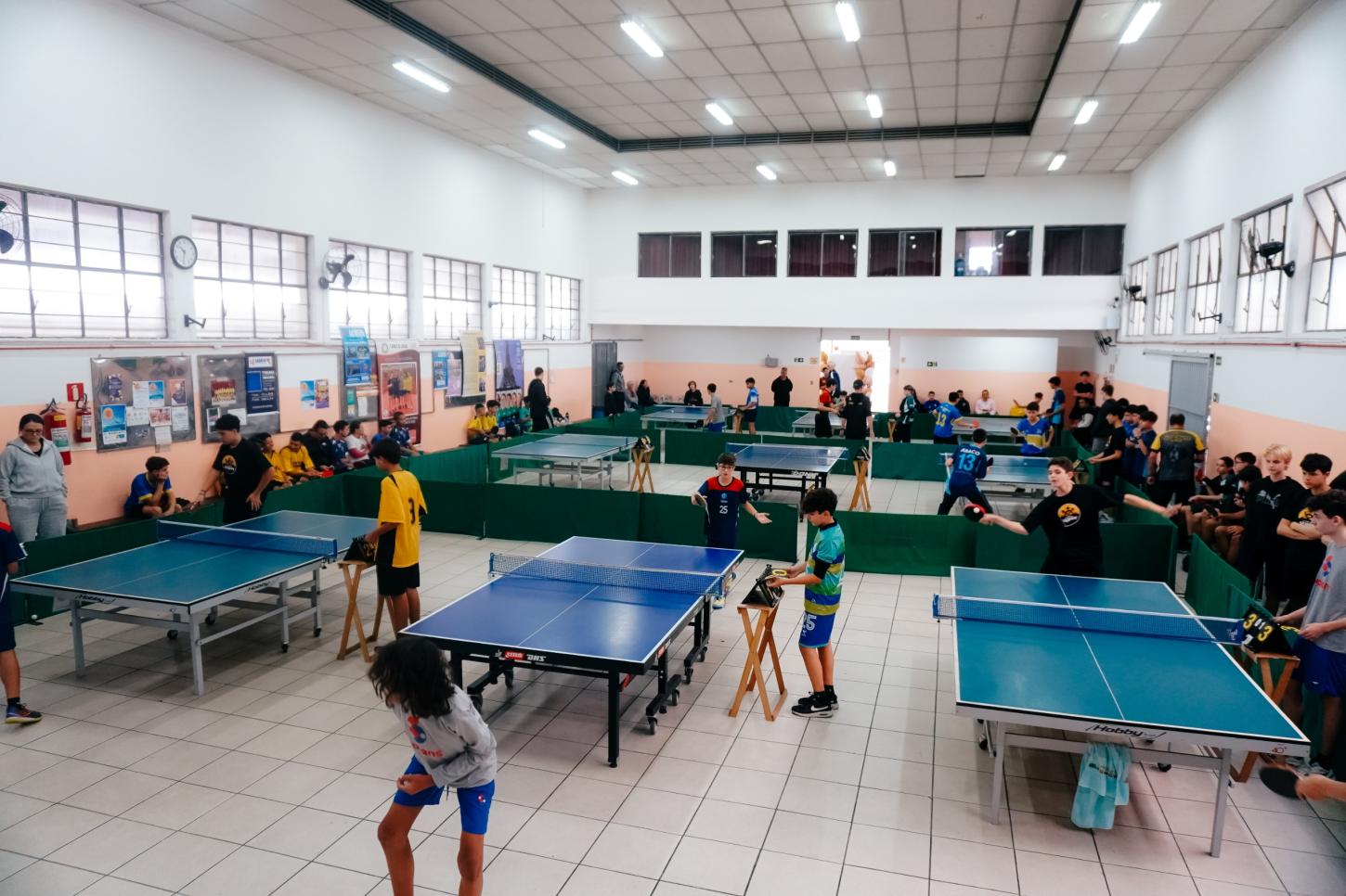 Jogos Escolares de São Bernardo começam com disputas de tênis de mesa e recorde de inscritos