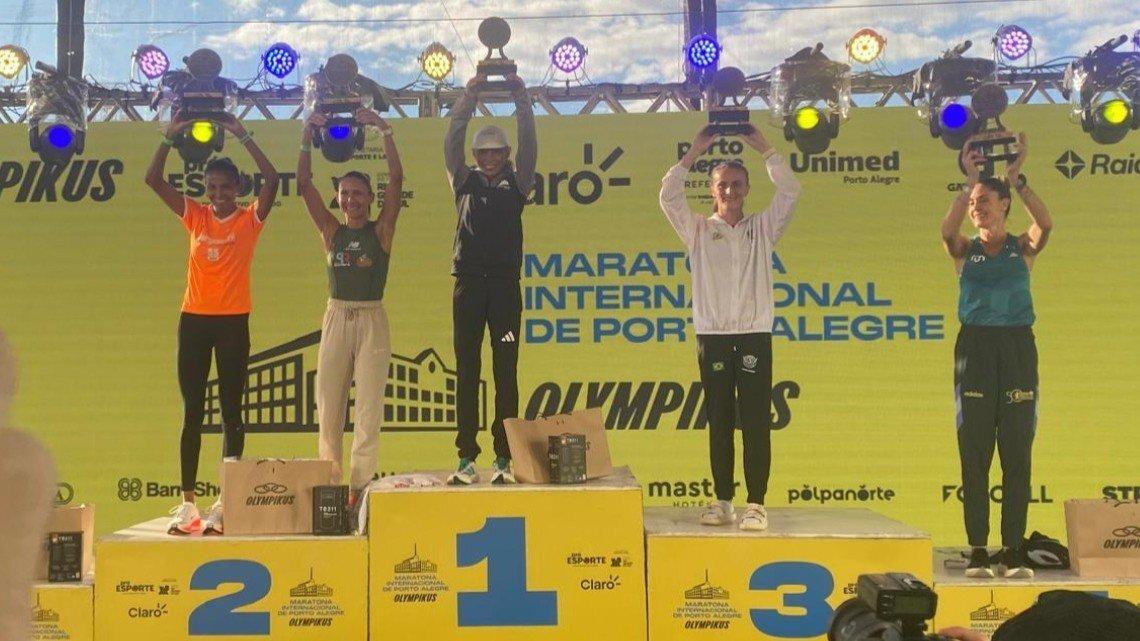 Meia Maratona de Porto Alegre tem recorde na prova feminina