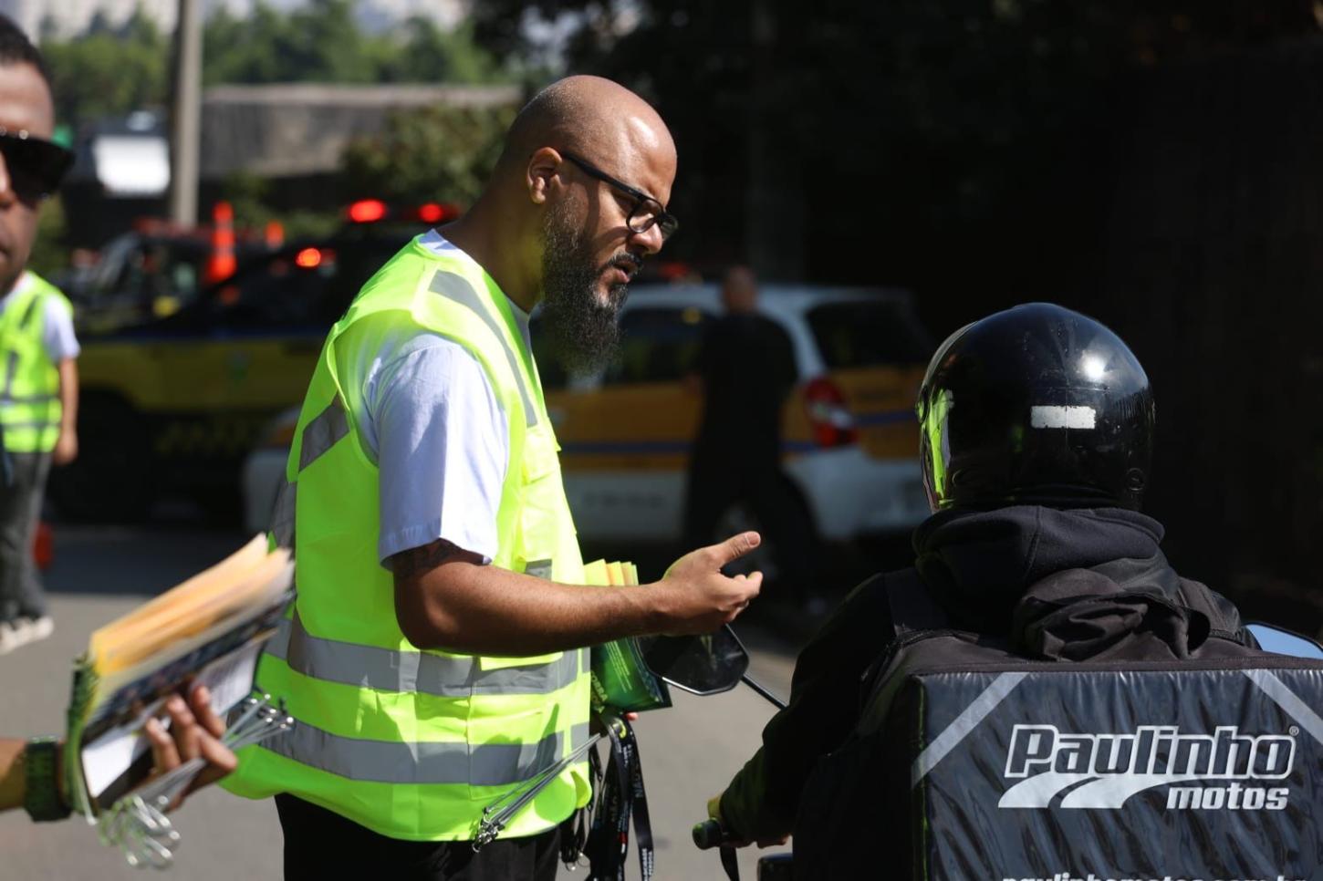 Prefeitura de Santo André realiza ação educativa para motociclistas no Maio Amarelo