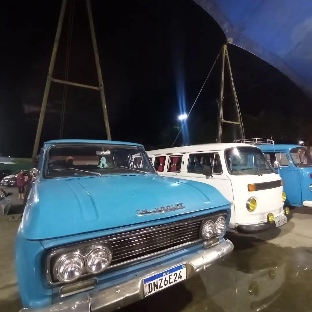 Quinta Cult Car promove encontro de veículos antigos e personalizados em Ribeirão Pires
