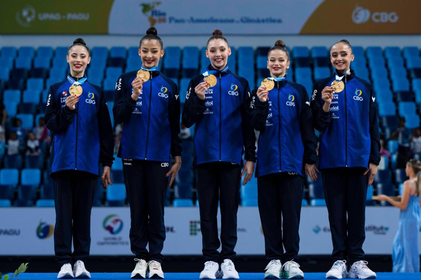Conjunto brasileiro juvenil empolga o público no Rio com mais dois ouros