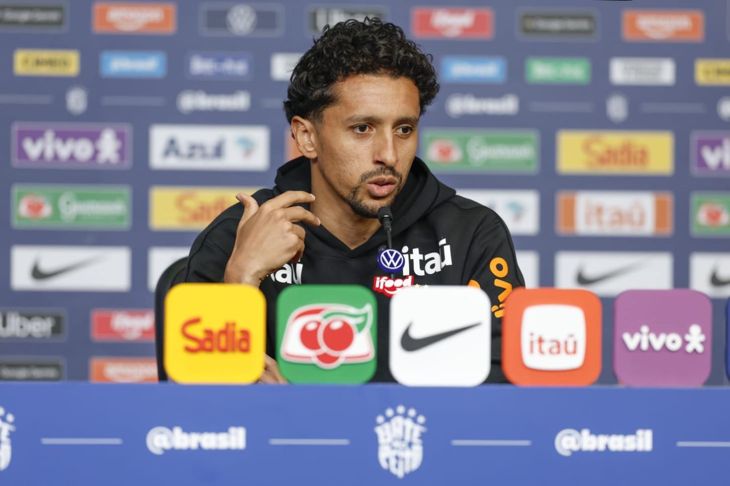 Marquinhos assume papel de liderança, celebra bicampeonato europeu e prega humildade ao Brasil na busca pelo Hexa