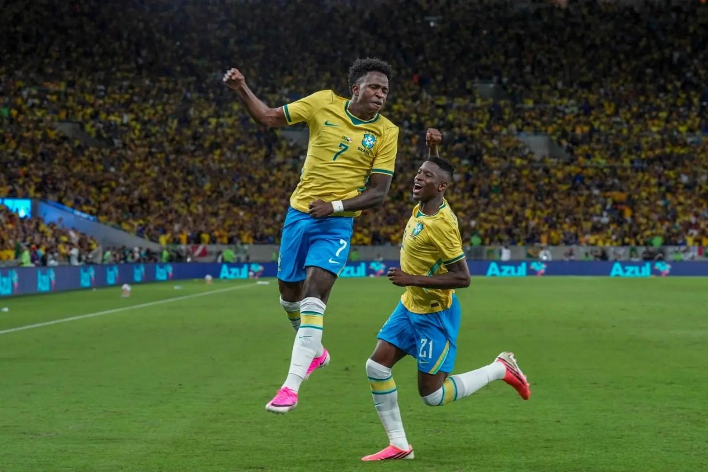 Seleção Brasileira se reapresenta nesta segunda-feira e embarca para os Estados Unidos