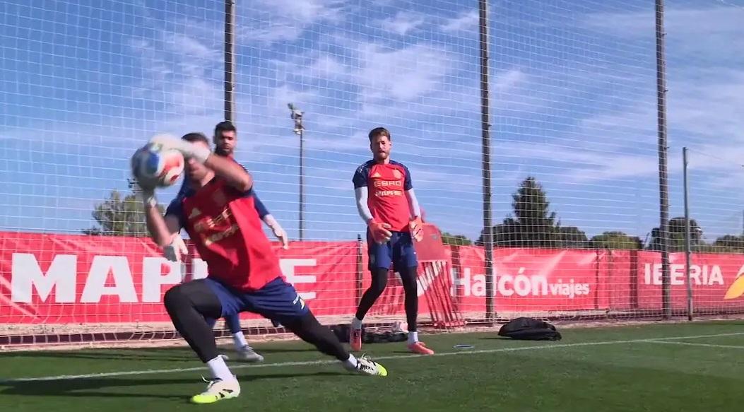 Espanha encerra treinos na Califórnia e prioriza solidez defensiva para frear a Bélgica nas quartas