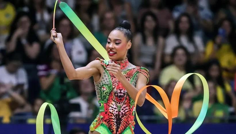 Jojo Santos estreia na Copa do Mundo de Milão nesta sexta, 10, embalada por temporada histórica na ginástica artística