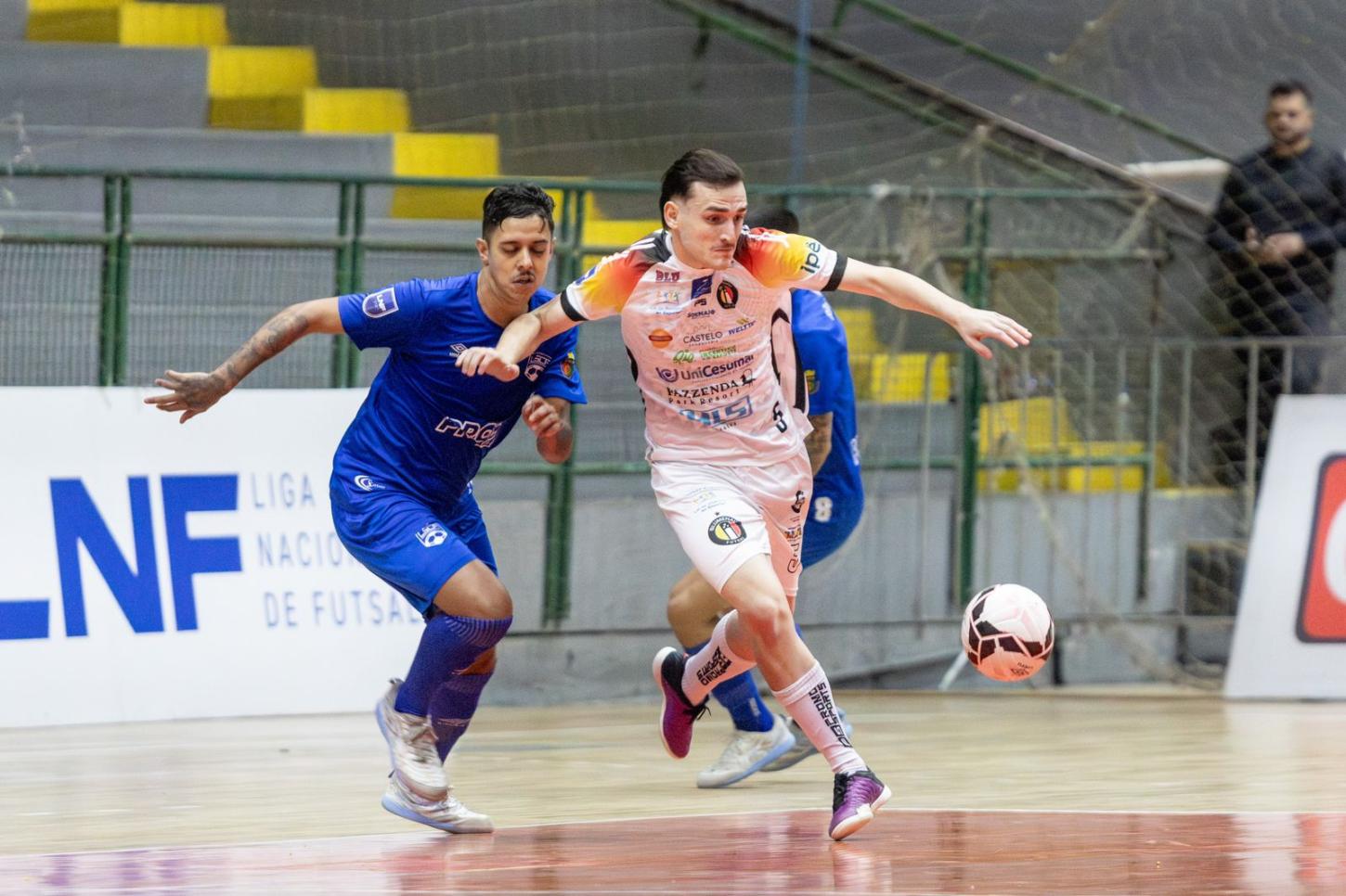 Liga São Caetano recebe Camaquã pela 13ª rodada da Liga Nacional de Futsal Silver em jogo de ‘seis pontos’