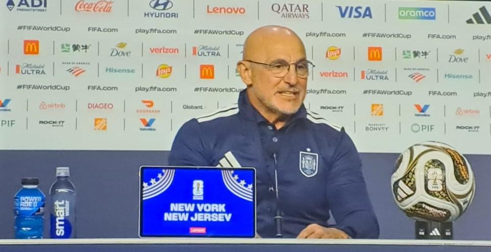 Luis de la Fuente prega respeito à Argentina, exalta Messi e detalha estratégia da Espanha para final da Copa