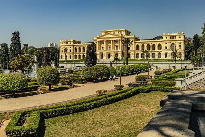 Museu do Ipiranga promove programação de férias com jogos e visitas mediadas