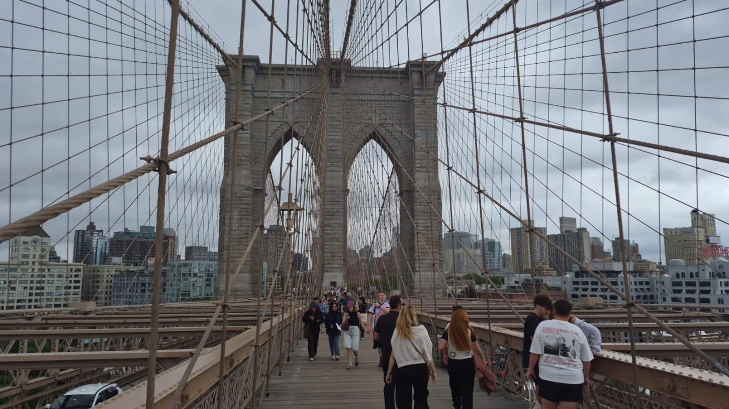 Ponte do Brooklyn se consolida como o ponto turístico mais movimentado de Nova York