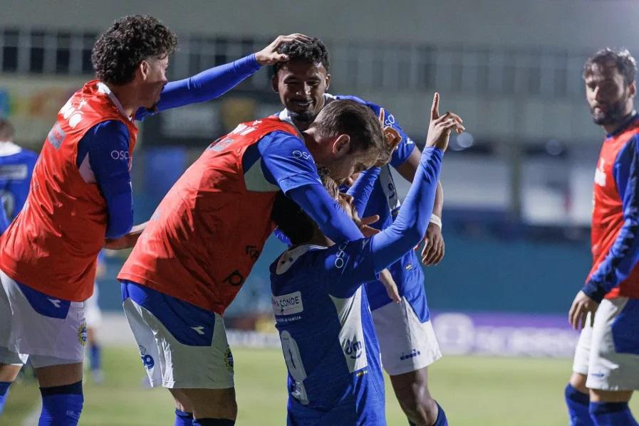 São José vence o EC São Bernardo no Martins Pereira e isola-se na liderança da Copa Paulista