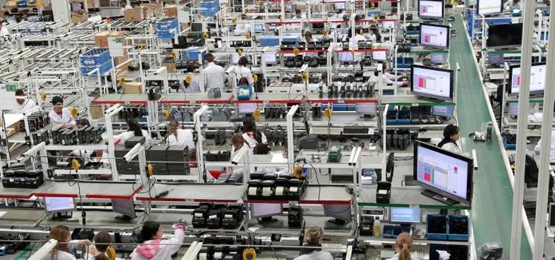 Setor de indústria concentra as vagas na capital nesta segunda-feira