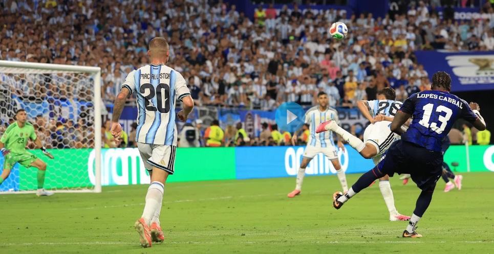 Sidny Lopes Cabral de Cabo Verde vence eleição do gol mais bonito da Copa do Mundo de 2026