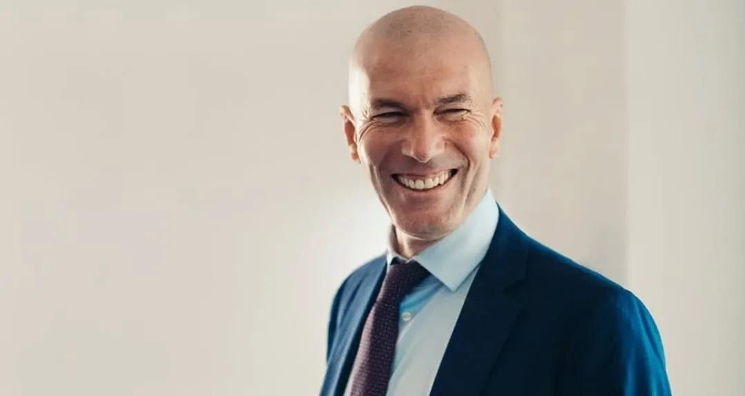 Zidane assume a Seleção Francesa com salário fixo inferior à metade dos vencimentos de Ancelotti no Brasil