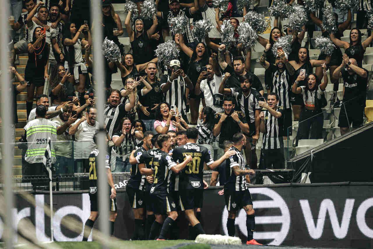 Atlético-MG empata com o Red Bull Bragantino na Arena MRV e avança às quartas da Sul-Americana