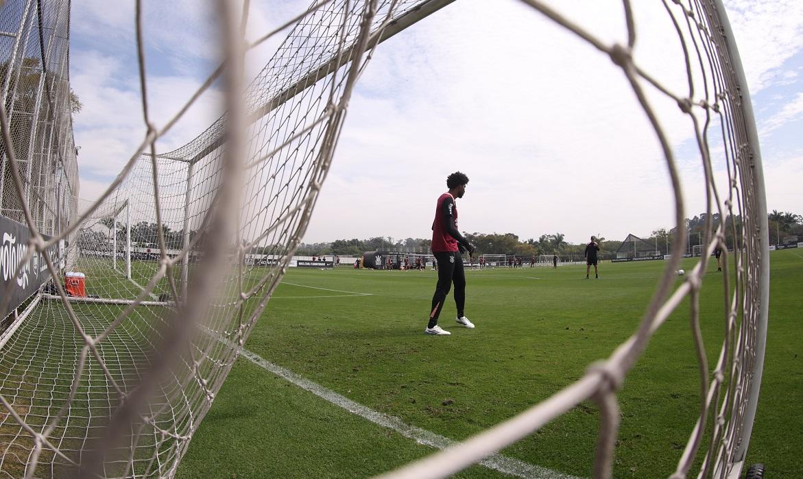 Corinthians treina de olho no jogo de volta das oitavas da Copa do Brasil