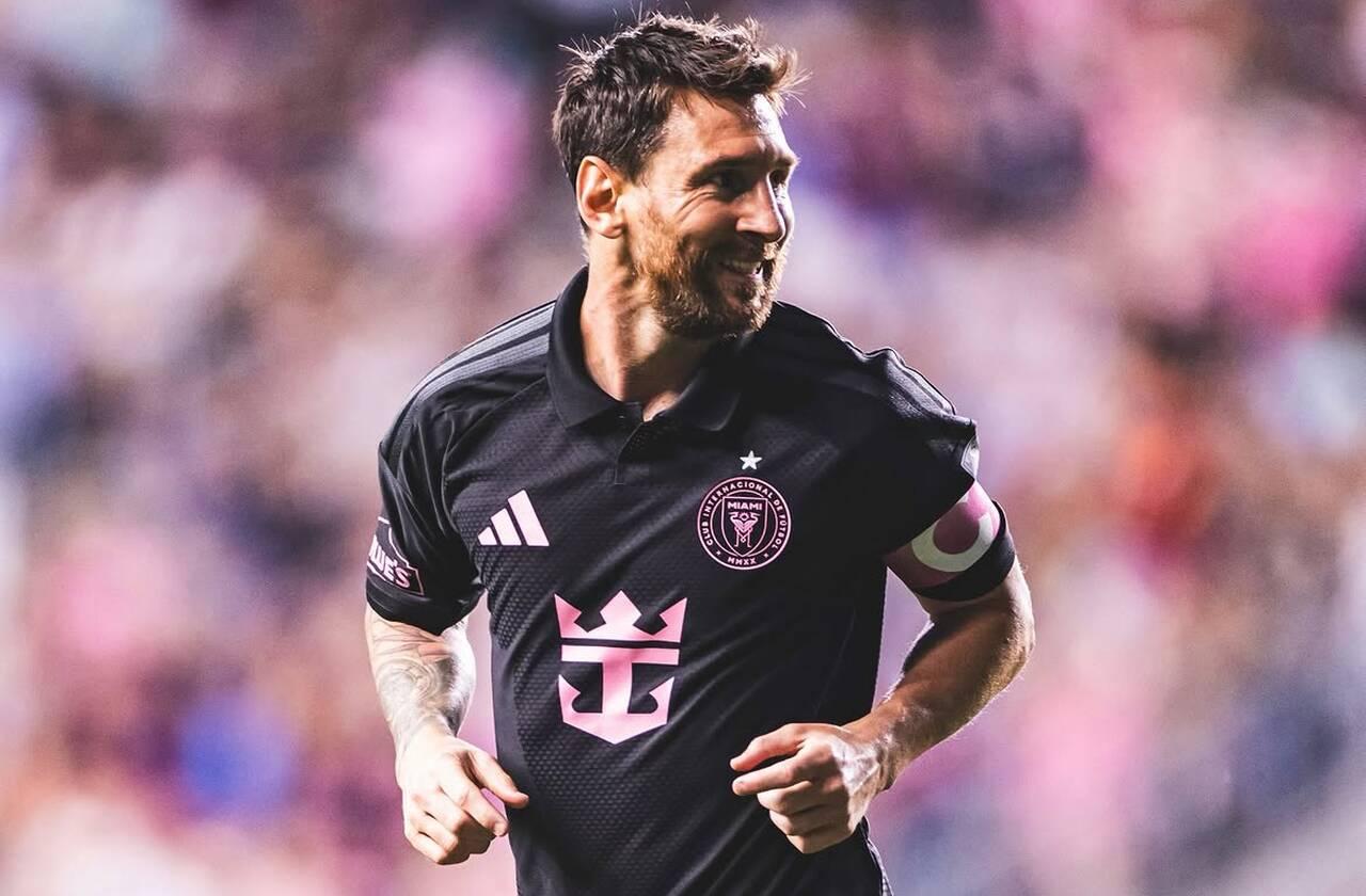 Messi marca em empate do Inter Miami na MLS e emociona com homenagem ao pai
