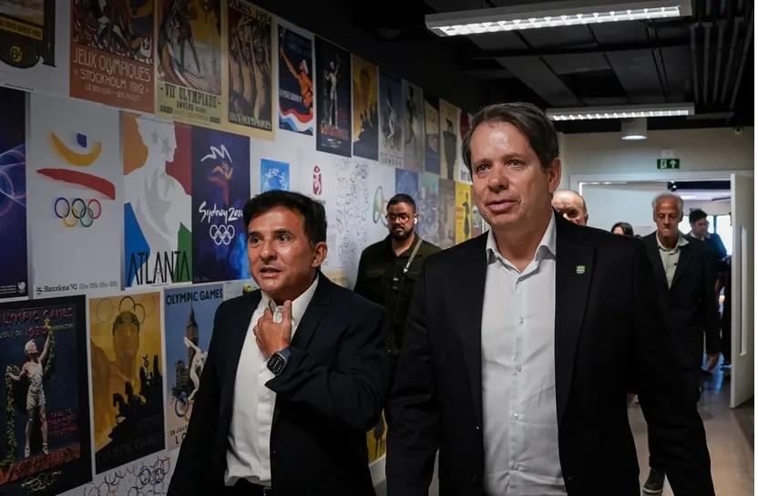 Ministro do Esporte visita Centro de Treinamento do Time Brasil e reforça parceria com o COB em prol do alto rendimento
