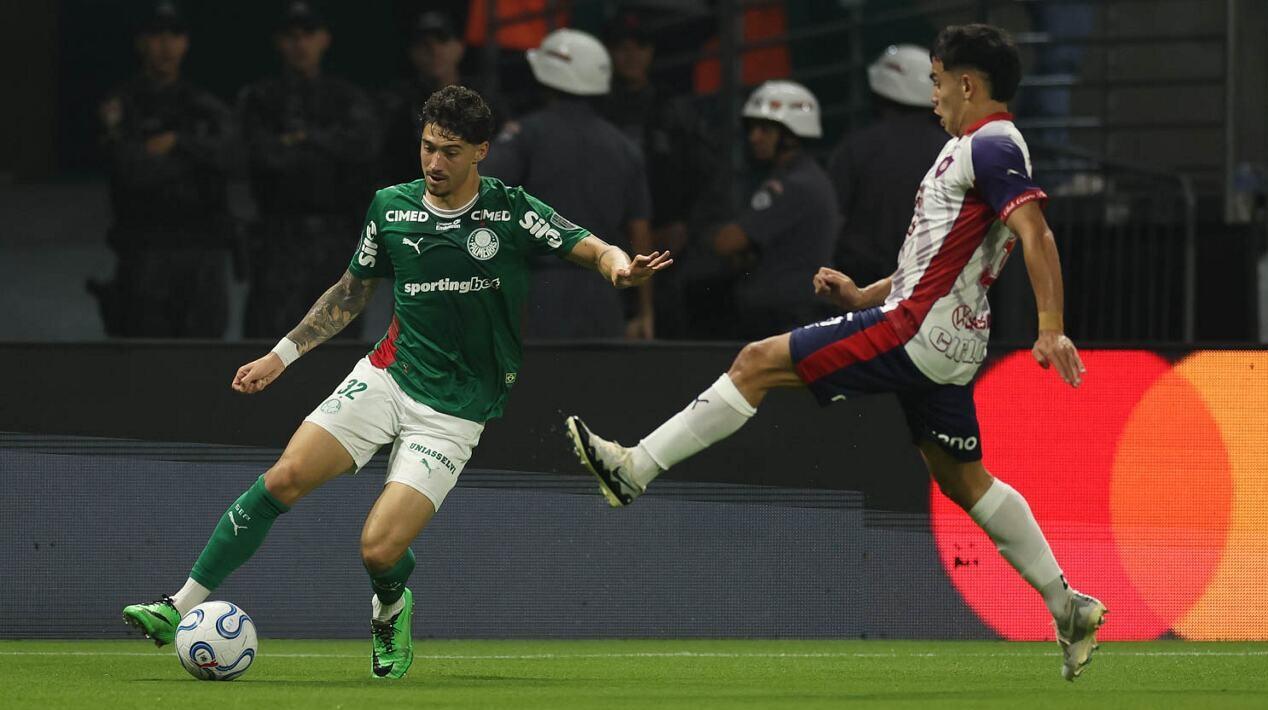 Palmeiras cede empate ao Cerro Porteño nos acréscimos e decide vaga no Paraguai