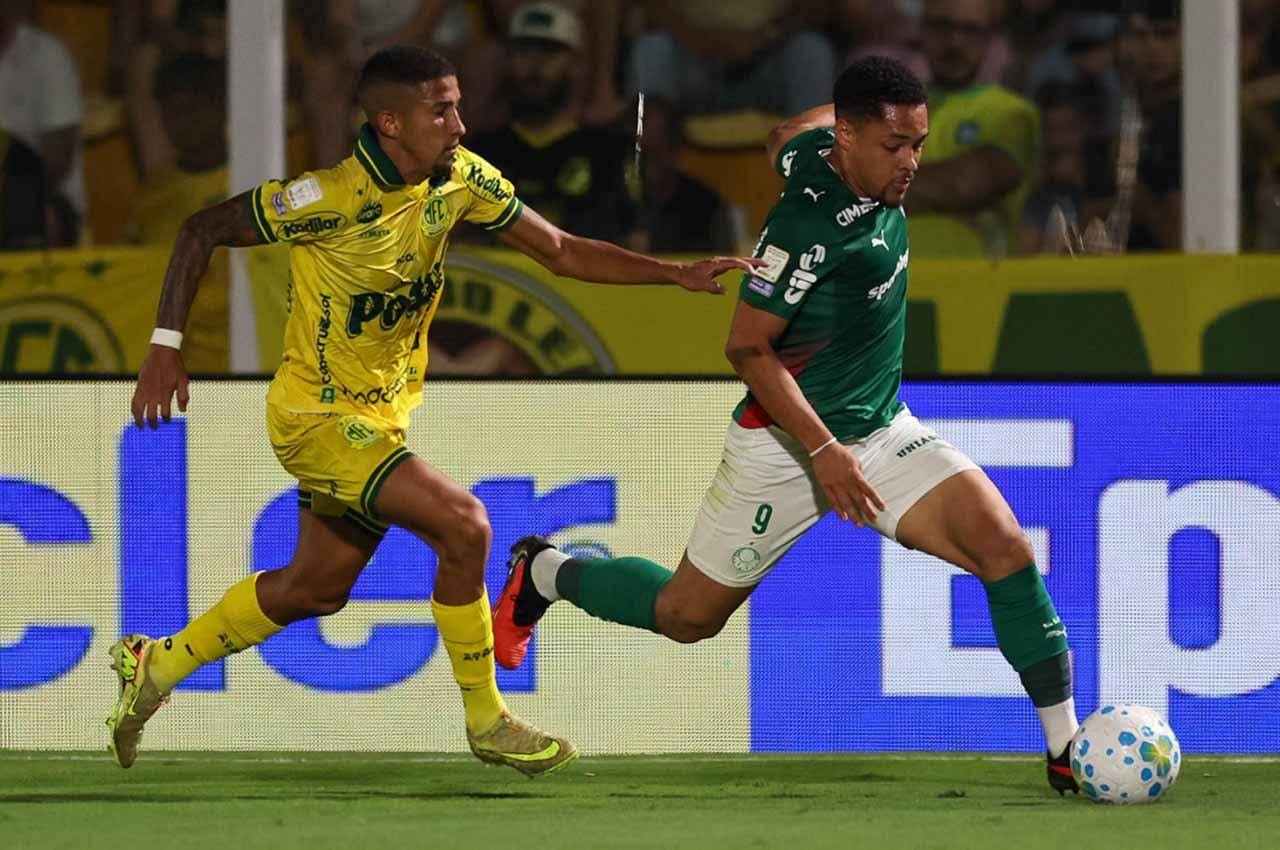 Palmeiras empata com o Mirassol no interior e mantém liderança do Brasileirão