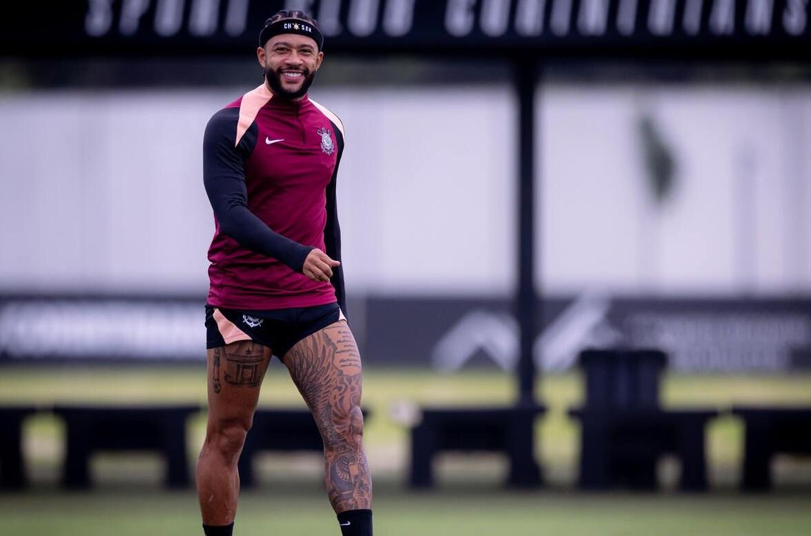 Sem renovação de contrato, Memphis Depay desfalca o Corinthians na Libertadores