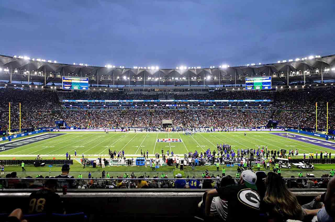 NFL Rio Game reúne 72 mil torcedores no Maracanã, quebra recorde de público e consolida sucesso no Brasil