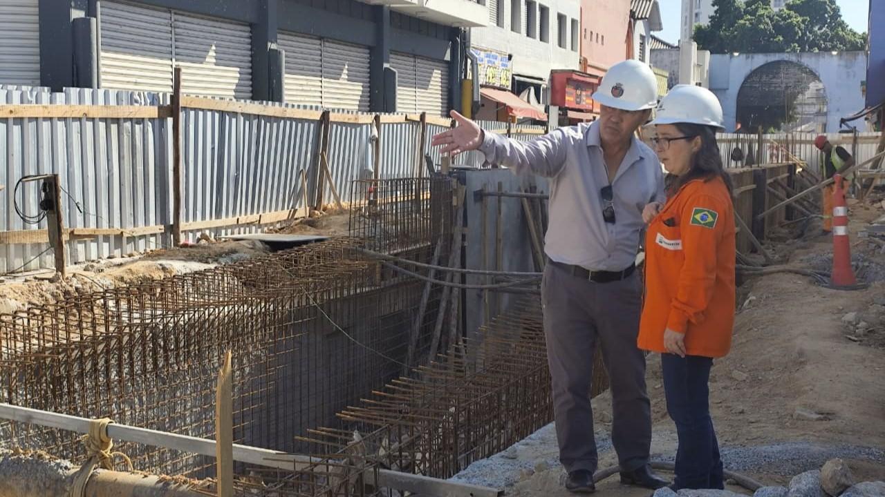 Prefeitura e Transpetro alinham adequação de tubulações na obra da passagem de nível do Terminal de São Caetano