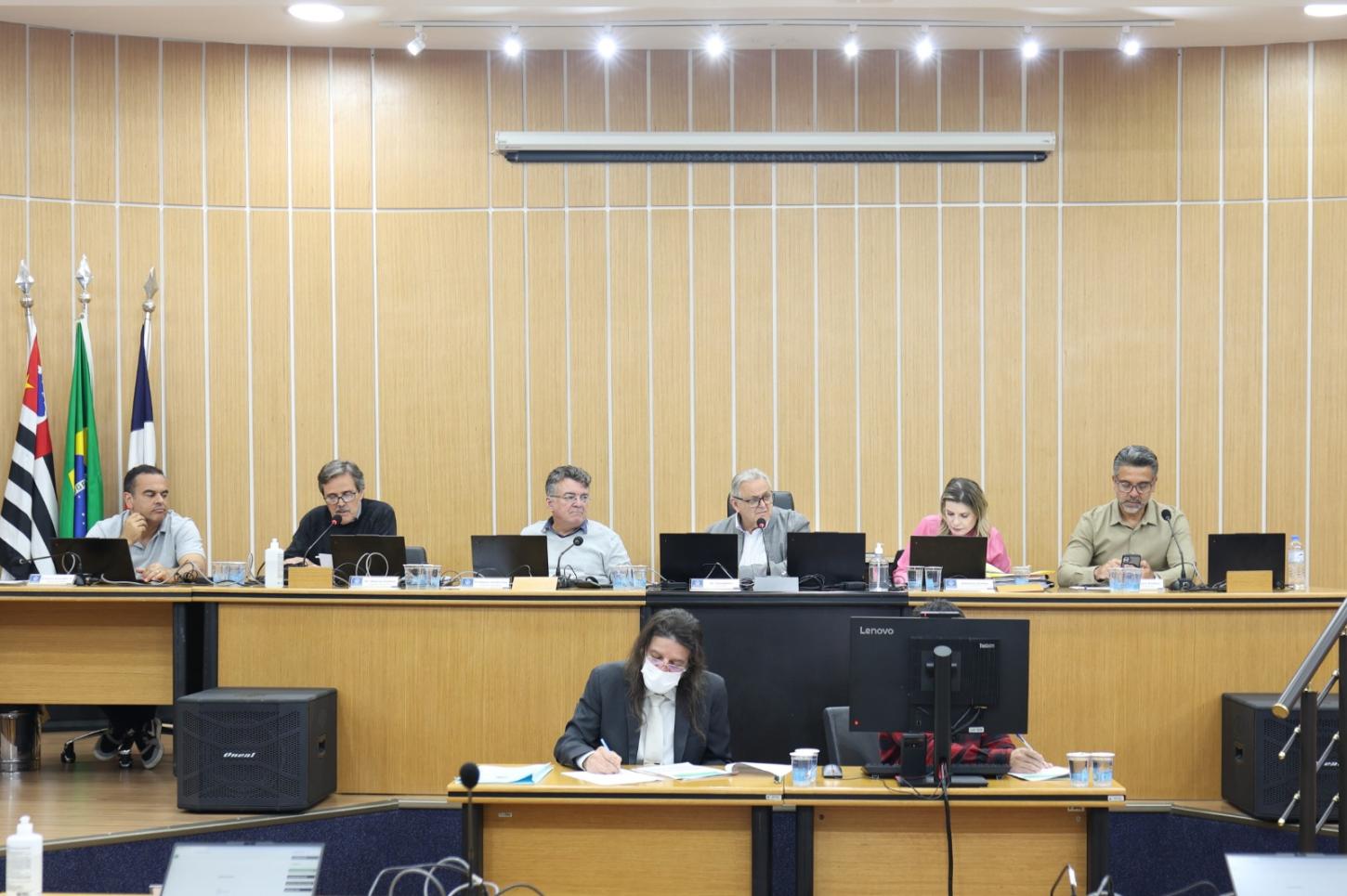 Câmara de São Caetano debate prática de sharenting em sessão ordinária