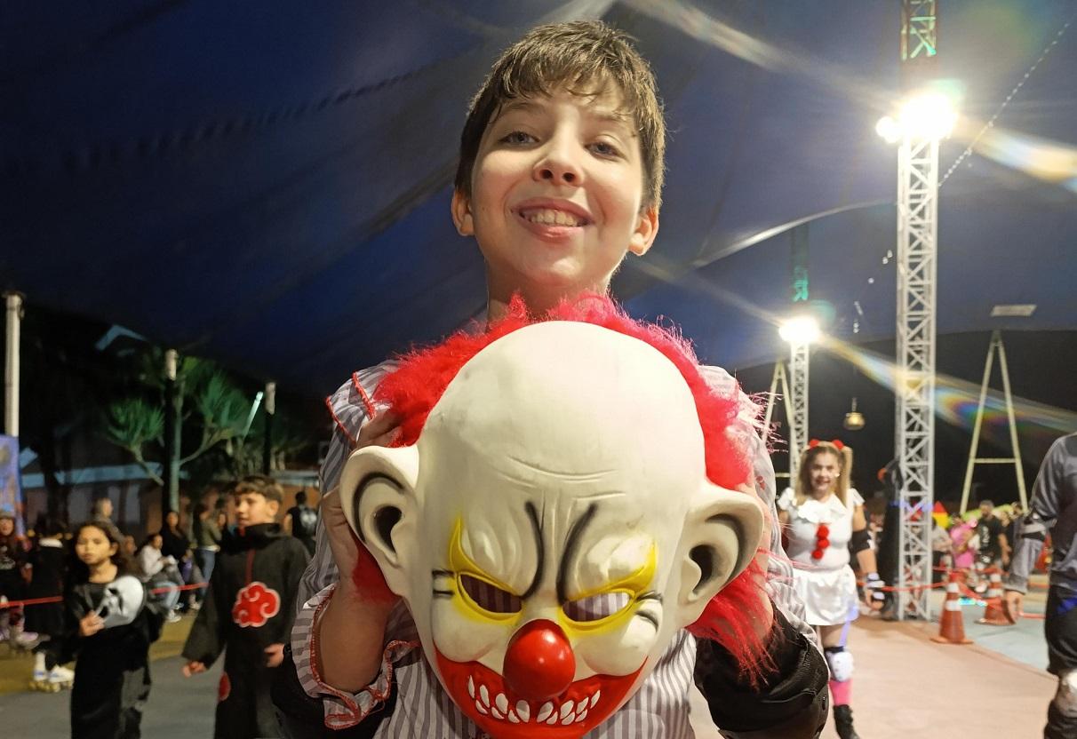 Patins na Tenda entra no clima de Halloween com edição especial em Ribeirão Pires