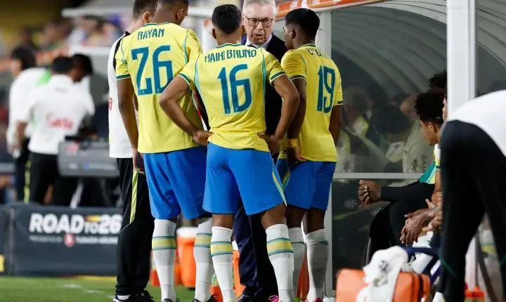 Ancelotti celebra evolução e desempenho de novatos em vitória da Seleção