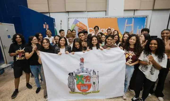 Conecta São Bernardo reúne 30 alunos selecionados para intercâmbio gratuito na Irlanda