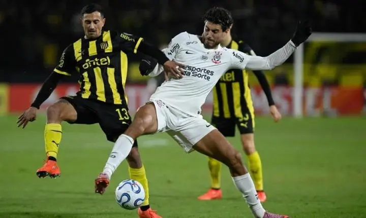 Corinthians empata com Peñarol no Uruguai e assegura liderança isolada na Libertadores