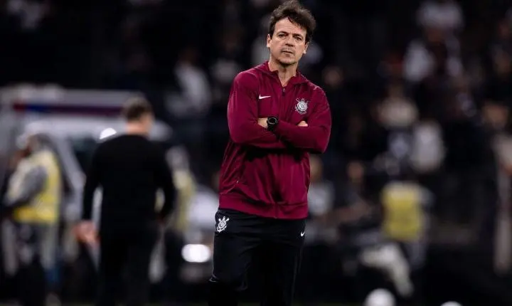 Corinthians empata com reservas, ganha preocupações médicas e Diniz faz duras críticas ao gramado