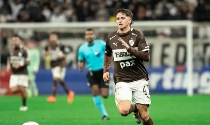 Corinthians perde para o Platense na Neo Química Arena, mas avança em primeiro na Libertadores