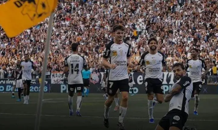 Corinthians vence Vasco com gol de Bidu e engata sequência invicta no Brasileirão