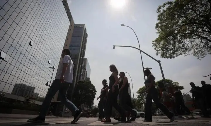 Defesa Civil alerta para onda de calor e riscos de incêndios florestais no Estado de São Paulo