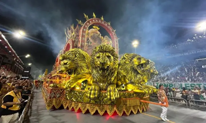 Desfiles do Grupo de Acesso em São Paulo - Carnaval 2026