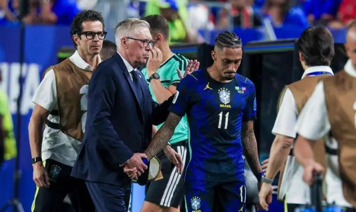 Exame confirma lesão muscular de Raphinha e atacante vira desfalque na Seleção Brasileira