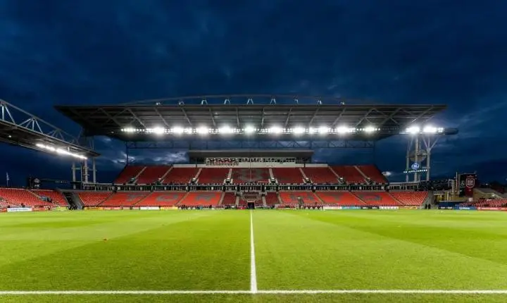 FIFA retira ingressos de Toronto da plataforma de revenda após nova lei no Canadá