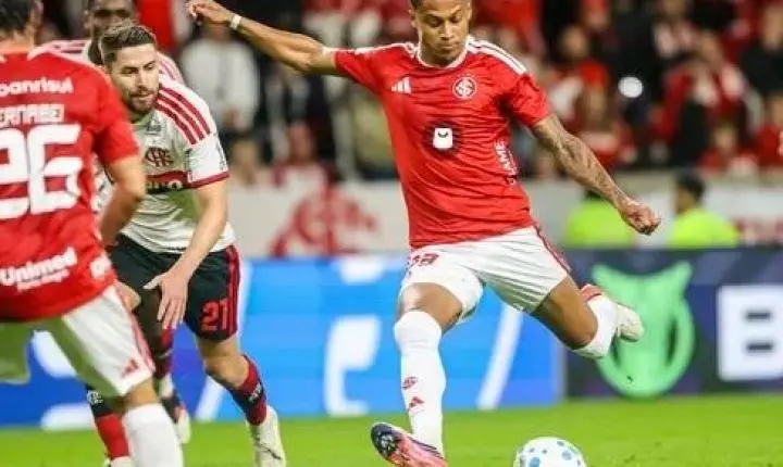 Flamengo reage no fim e arranca empate com o Internacional no Beira-Rio