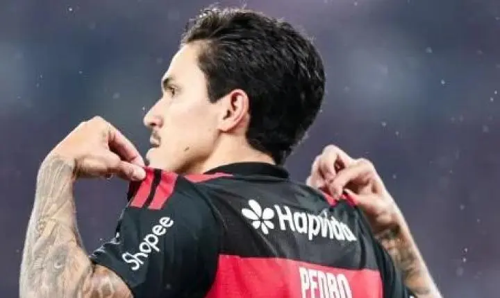 Flamengo vence Cruzeiro no Maracanã e sobe para o quinto lugar no Brasileirão