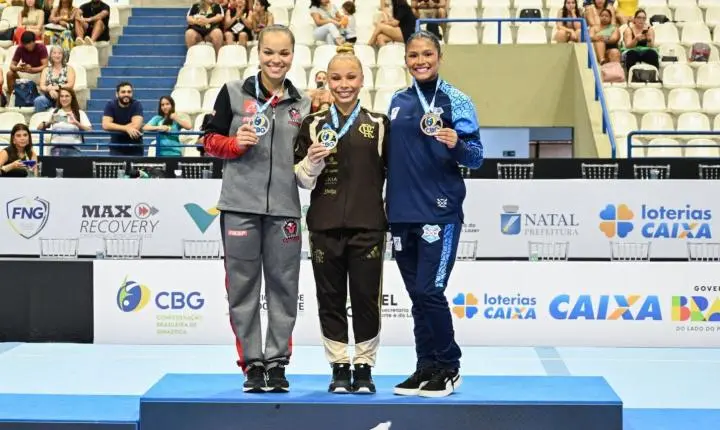 Flavinha brilha na trave no Troféu Brasil Loterias CAIXA de Ginástica Artística