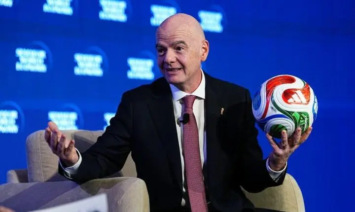 Gianni Infantino rebate críticas ao Mundial e defende o futebol como instrumento de união