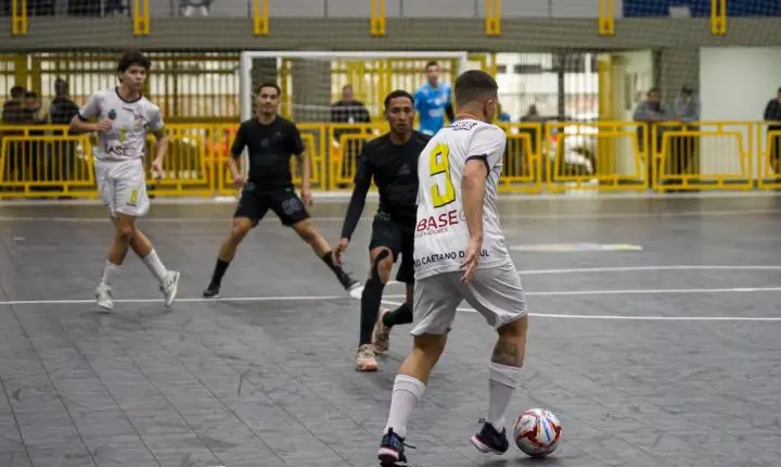 Liga São Caetano recebe o Corinthians neste domingo em jogo que vale a liderança do Campeonato Paulista