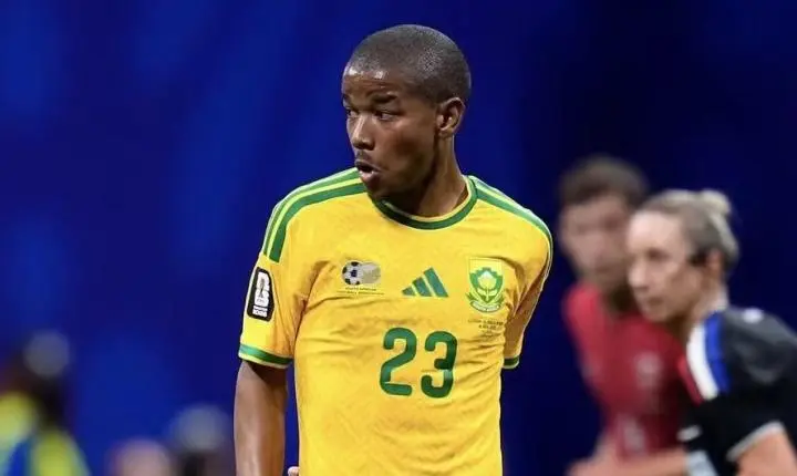 Meia sul-africano Jayden Adams, que disputou a Copa do Mundo de 2026, morre aos 25 anos