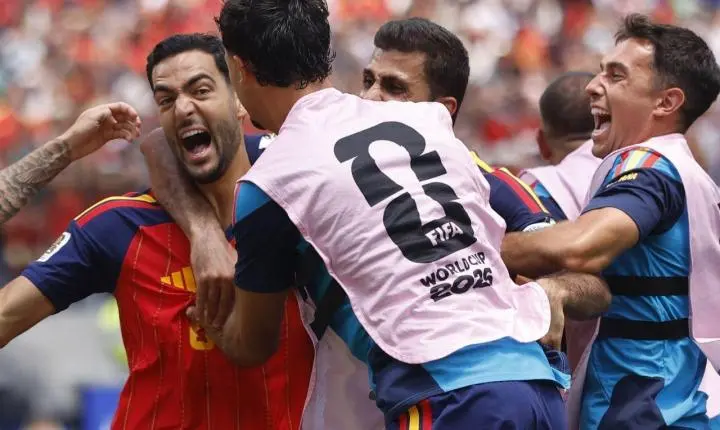Mikel Merino marca no fim e Espanha vence a Bélgica para avançar à semifinal da Copa do Mundo