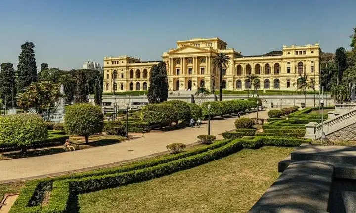 Museu do Ipiranga promove programação de férias com jogos e visitas mediadas