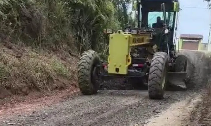 Prefeitura de Ribeirão Pires intensifica serviços de manutenção Jd. Planteucal