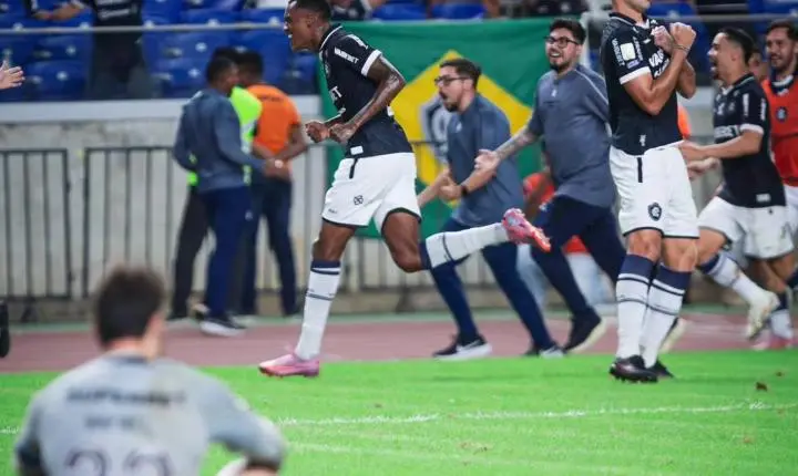 Remo vence o São Paulo com gol nos acréscimos e respira na luta contra o rebaixamento